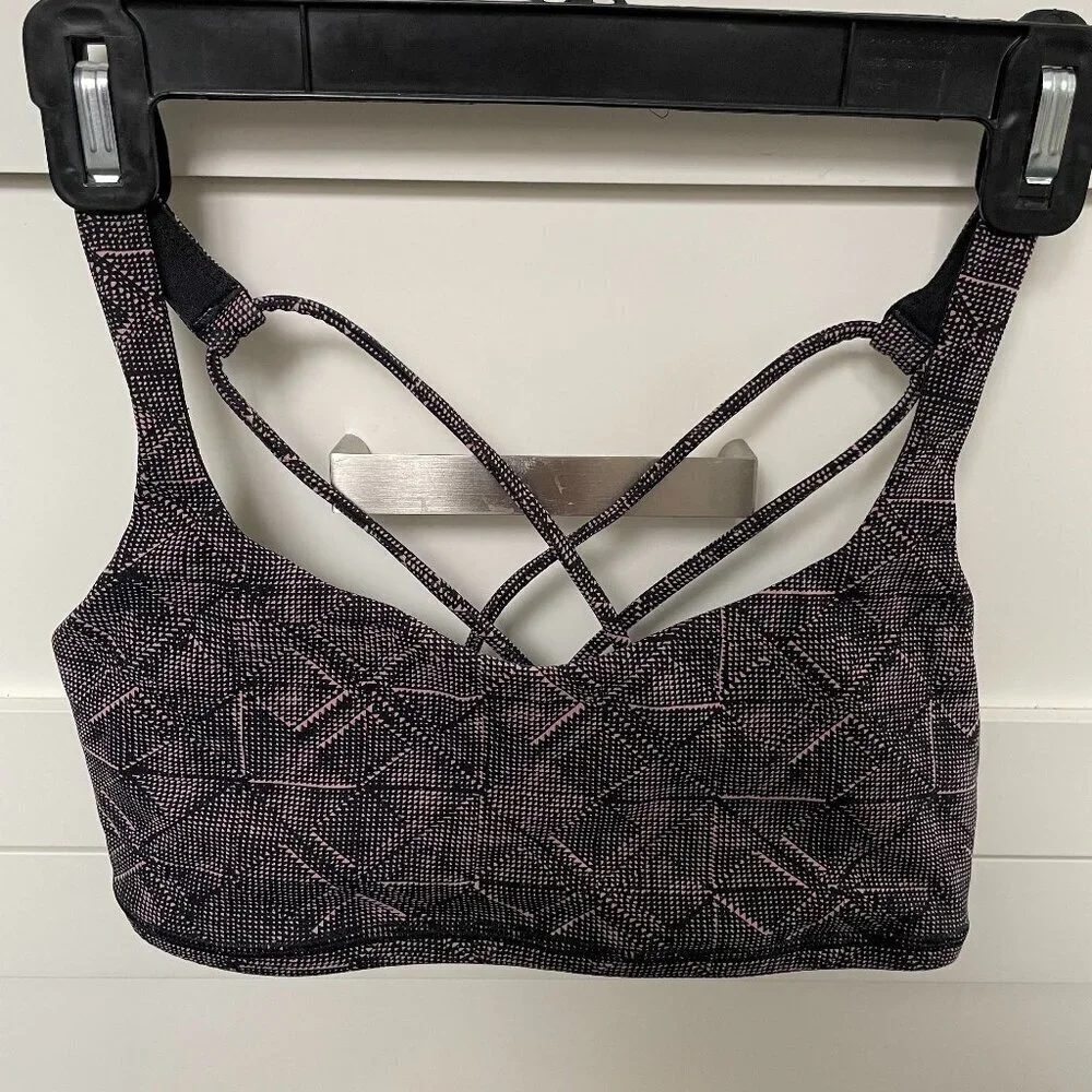 Lululemon Free To Be Bra Lightweight Sports Yoga Workout Black & Pink Sz 6 - Picture 1 of 8